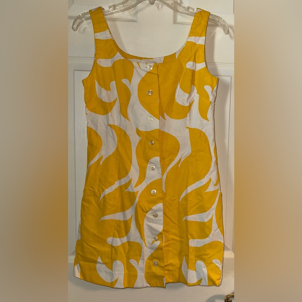 Vintage Woman GOLDEN FINN FINLAND yellow White Mod Sleeveless Dress Sz 38 Small?